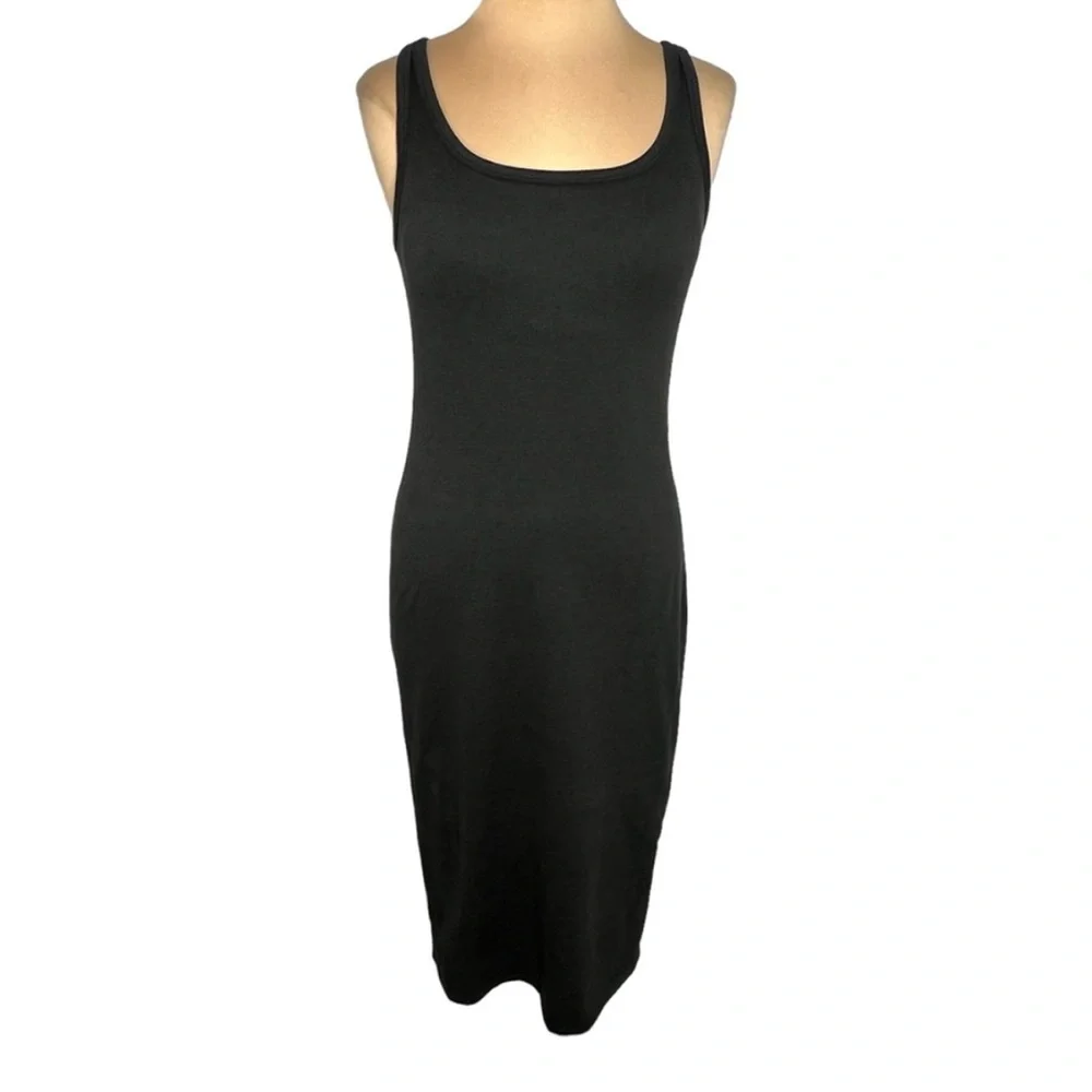 Vuori Halo Essential Dress
Women's DreamKnit Dress HEATHERED BLACK SIZE LARGE - Picture 2 of 13